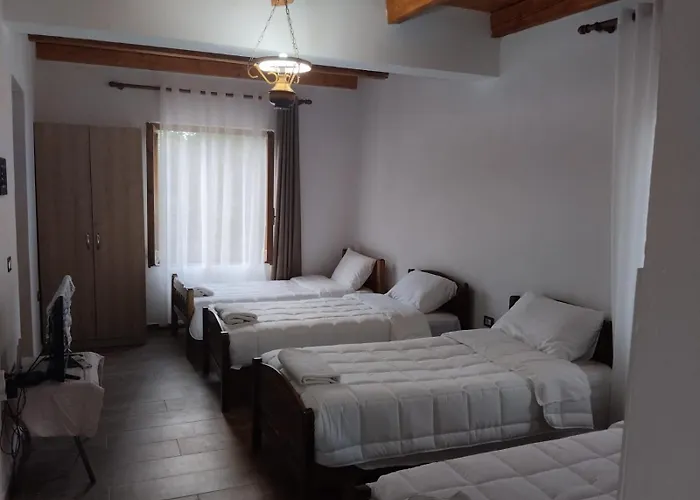 Vellezrit Shkambi 3* Gjelaj
